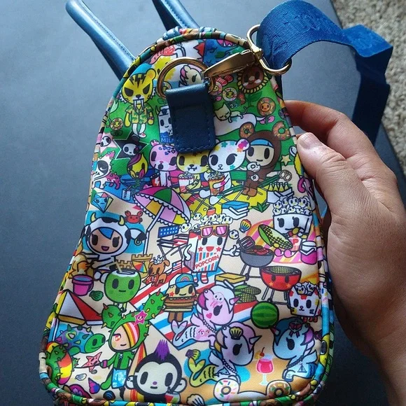 Tokidoki summer splash bowler bag - Picture 4 of 10
